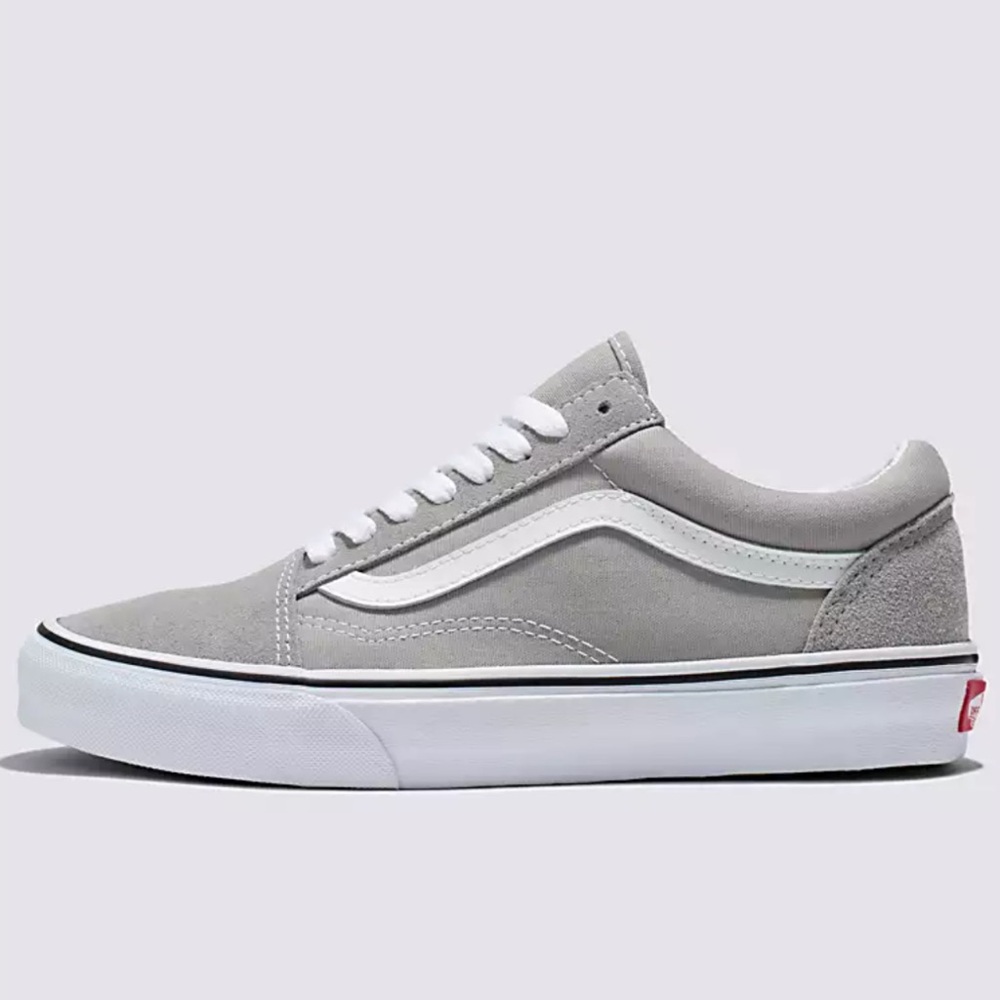 Vans WMNS Old Skool
Drizzle/True White
VN0A4U3BIYP Sneakers - Picture 2 of 16